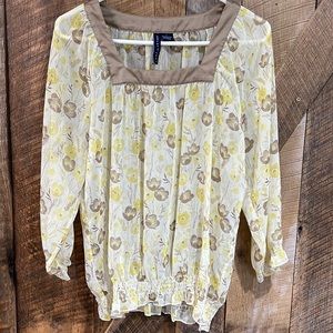 Ashley Judd ladies floral blouse sheer size L